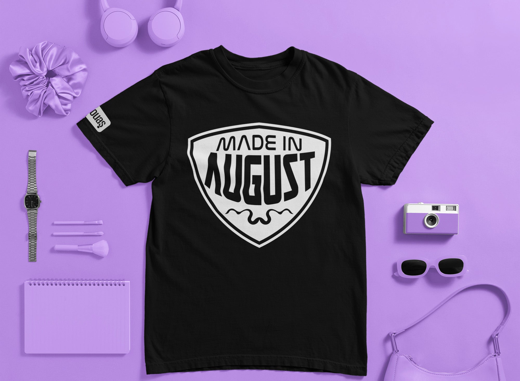 Cadouri August