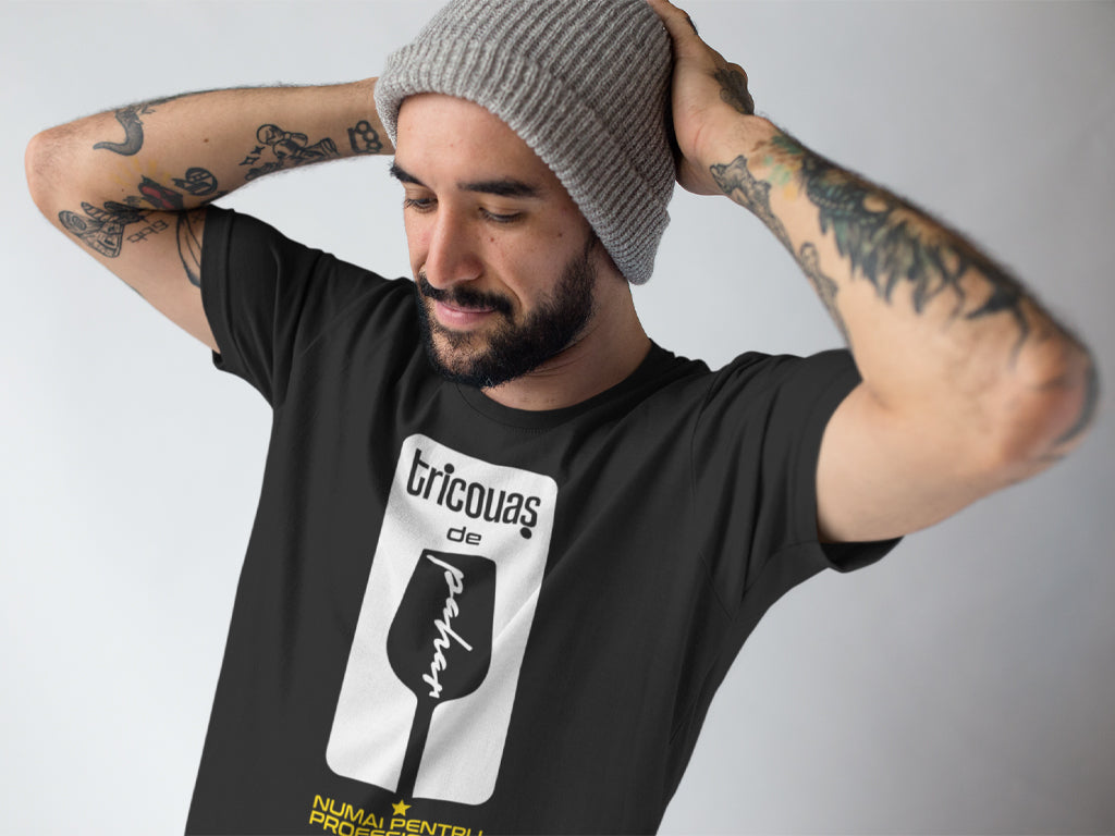 Cum asortez un tricou negru