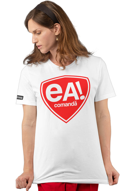 EA comandă!
