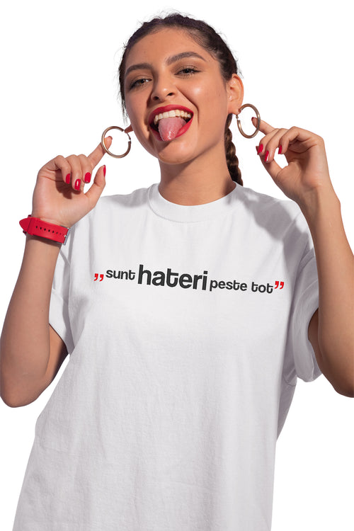 Sunt hateri peste tot Brodat